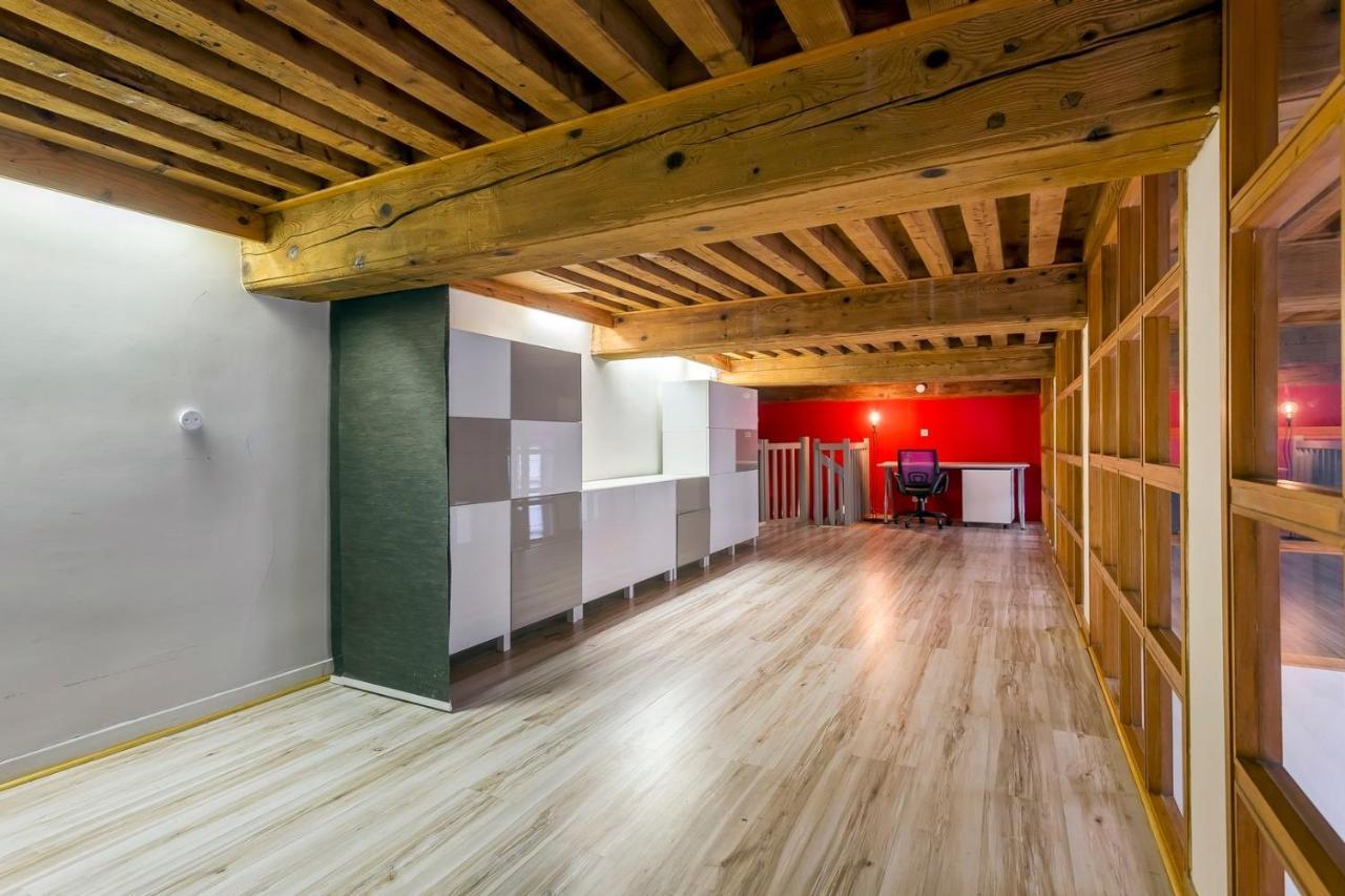 The Old Lyon Sauna 6 People Extérieur photo